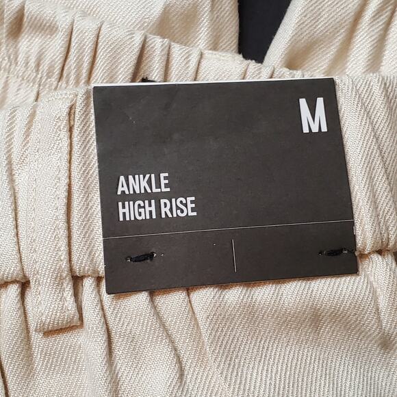 Express Women's Size M NWT High Waisted Linen Blend Pull On Ankle Pants Beige - Picture 9 of 11